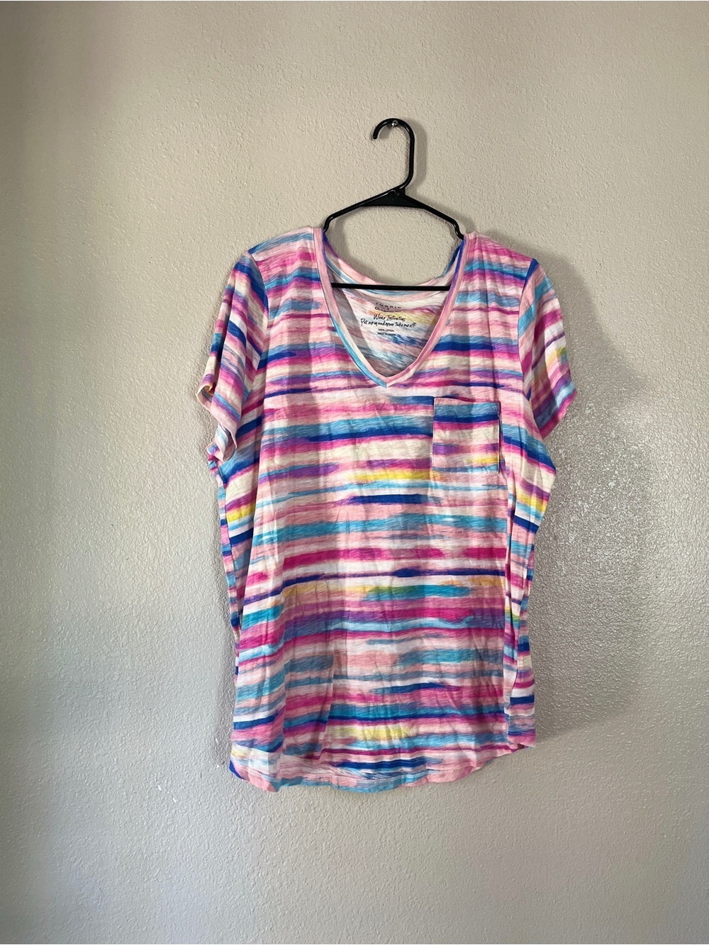 Women's Multicolor Striped V-Neck Pocket Tee